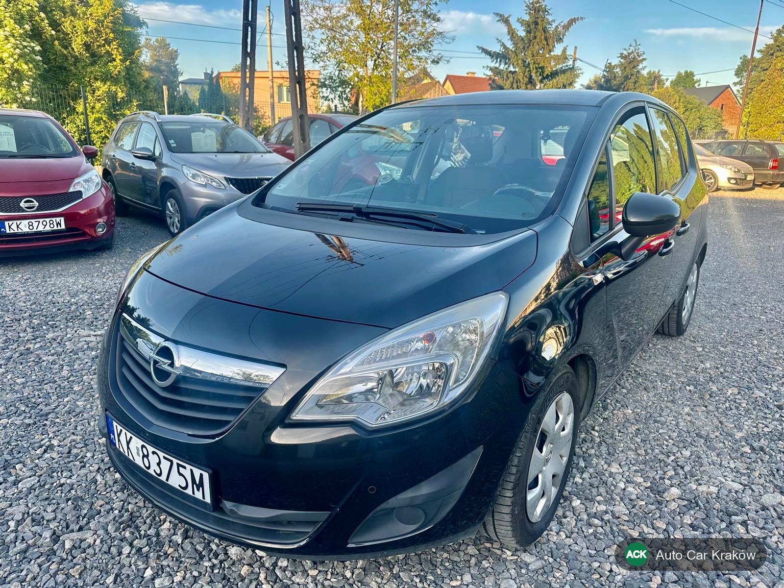 Opel Meriva на майданчику Auto Car Kraków