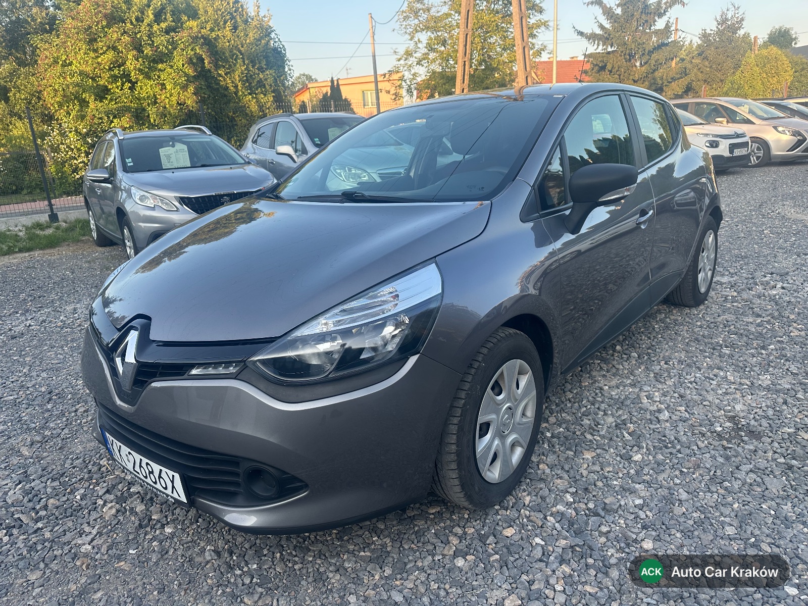 Renault Clio IV 2014, Szary hatchback