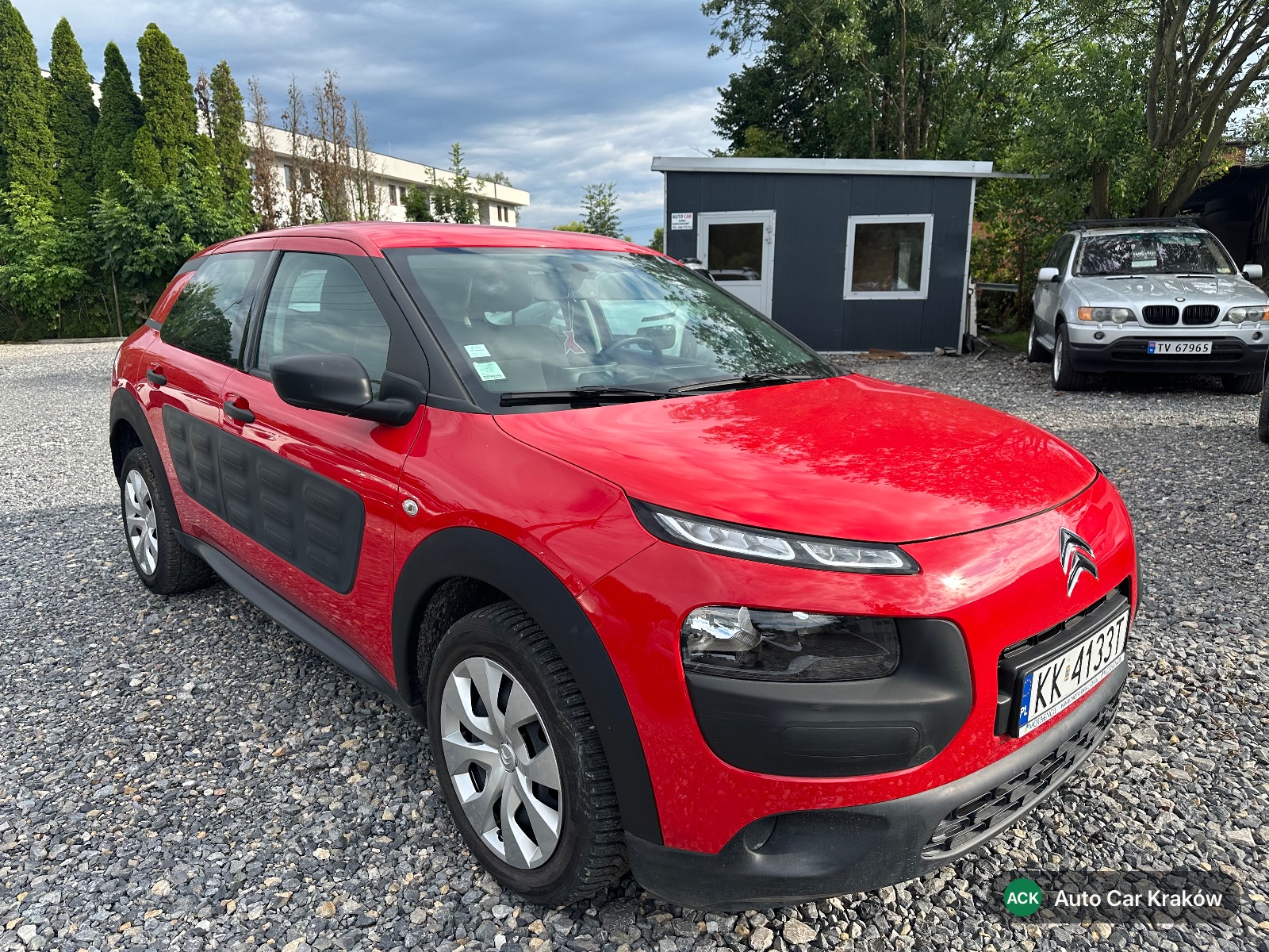 Citroën C4 Cactus 2015, Czerwony suv — zdjęcie 8 z 17