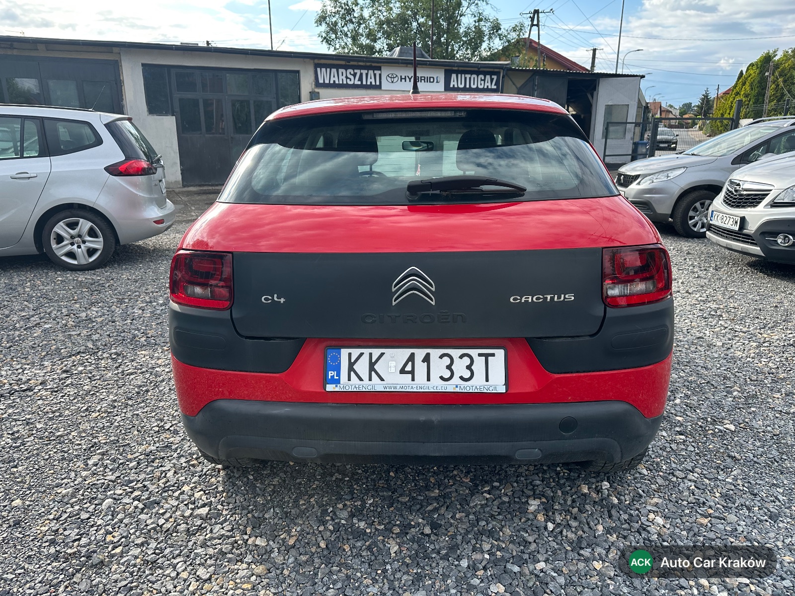 Citroën C4 Cactus 2015, Czerwony suv — zdjęcie 5 z 17