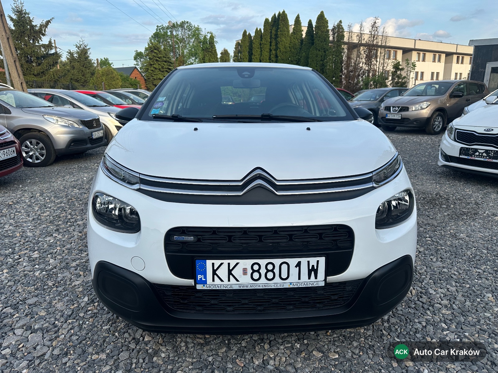 Citroën C3 2017, Bialy hatchback — zdjęcie 2 z 21