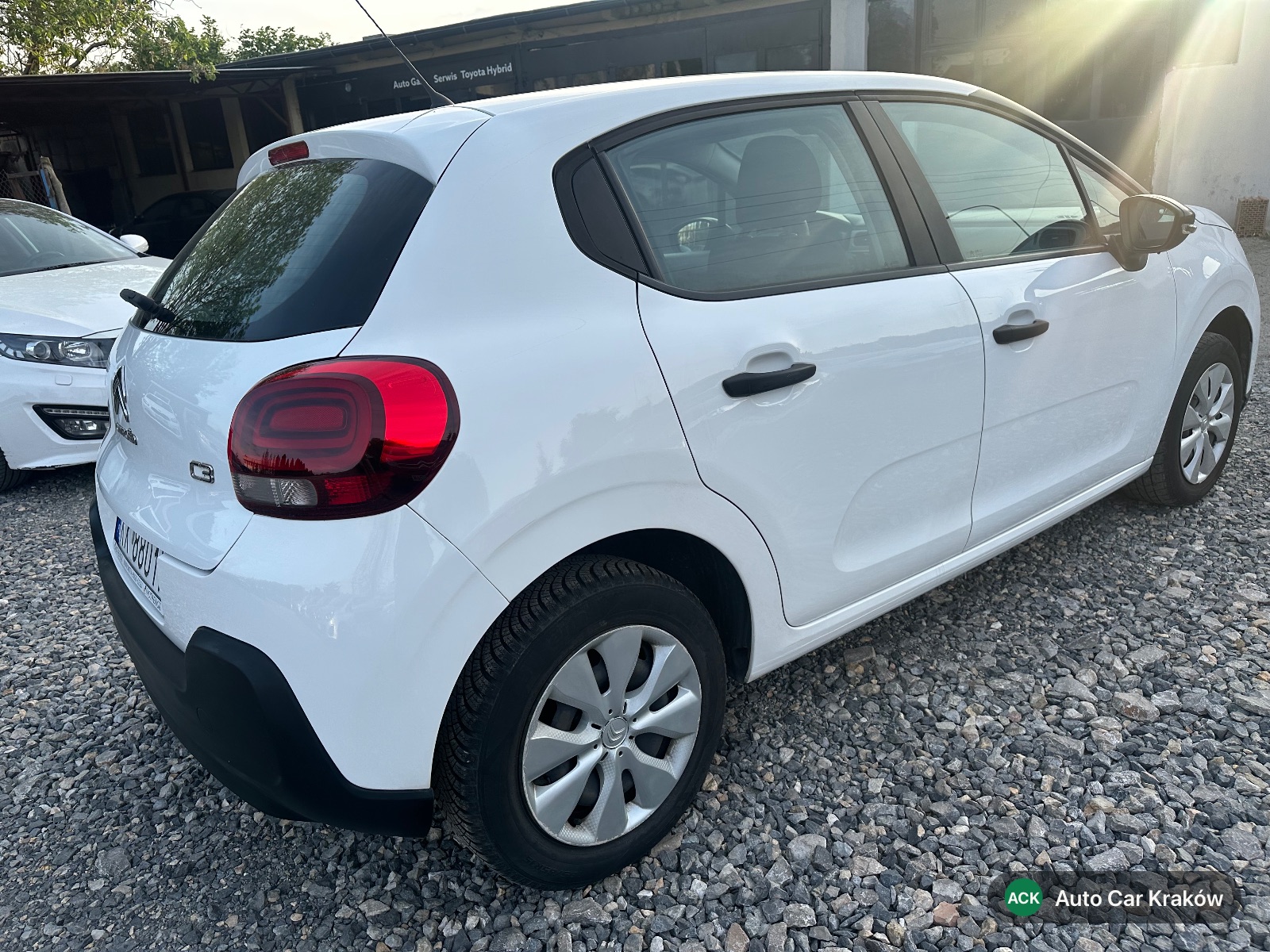 Citroën C3 2017, Bialy hatchback — zdjęcie 7 z 21