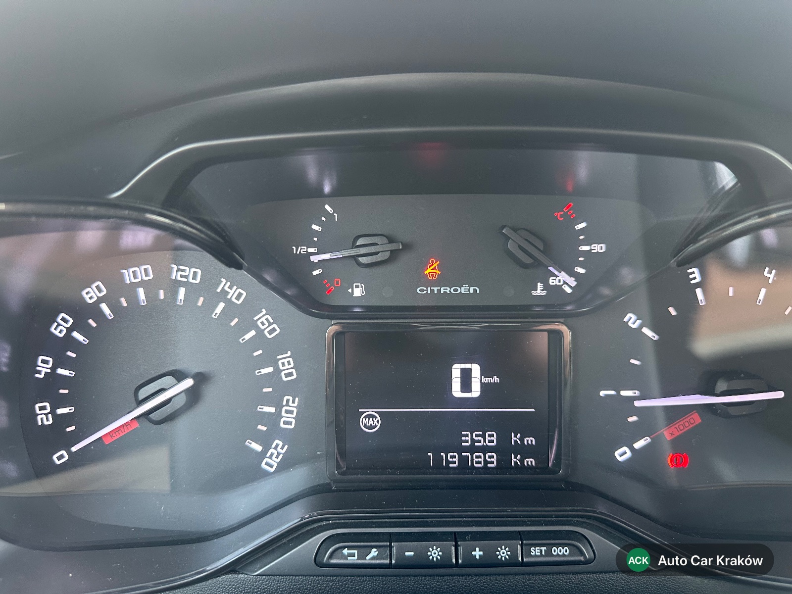 Citroën C3 2017, Bialy hatchback — zdjęcie 19 z 21