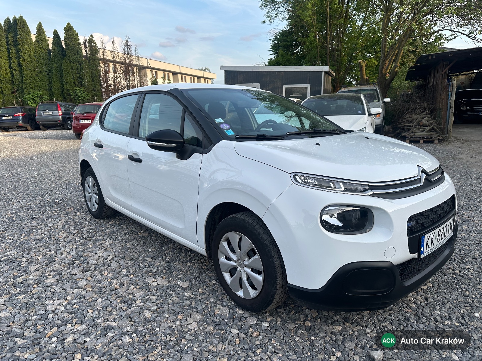 Citroën C3 2017, Bialy hatchback — zdjęcie 9 z 21