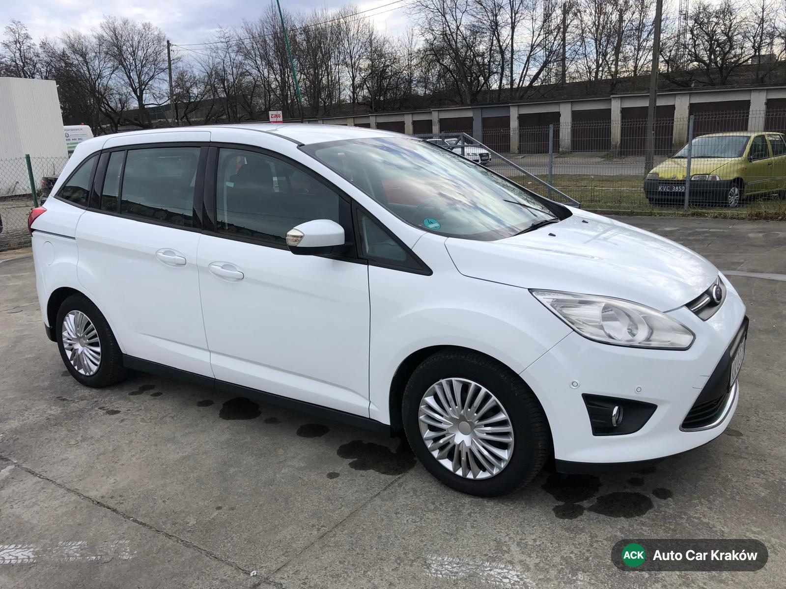 Ford C-Max 2015, biały van — zdjęcie 4 z 4